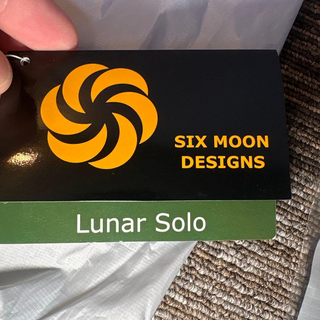 シックスムーンデザインズ　ルナソロ テント&カーボンポール付き