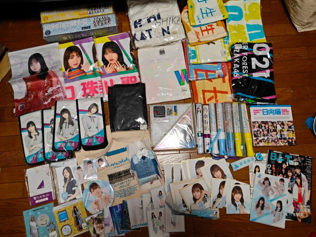 乃木坂46 日向坂46 Tシャツ シャツ タオル ペンライト ライブグッズ