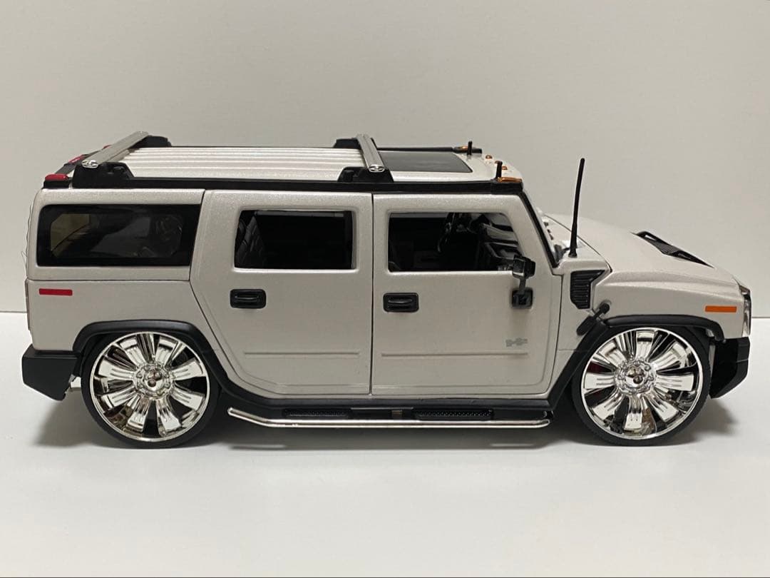 美品　1/18 アメ車　ミニカー　ハマー　H2 DUB スピナーホイール