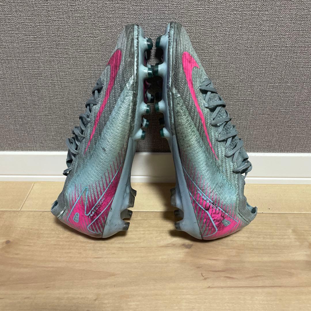 サッカースパイク・トレーニングシューズ セットでお得。