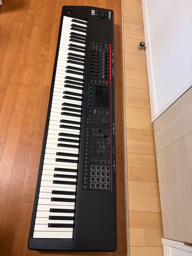 Roland Fantom-08 88鍵盤 ワークステーション（純正ケース付き）