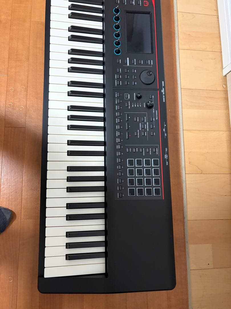 Roland Fantom-08 88鍵盤 ワークステーション（純正ケース付き）