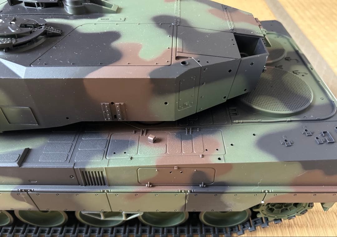 ヘンロン1/16 レオパルド(戦車)