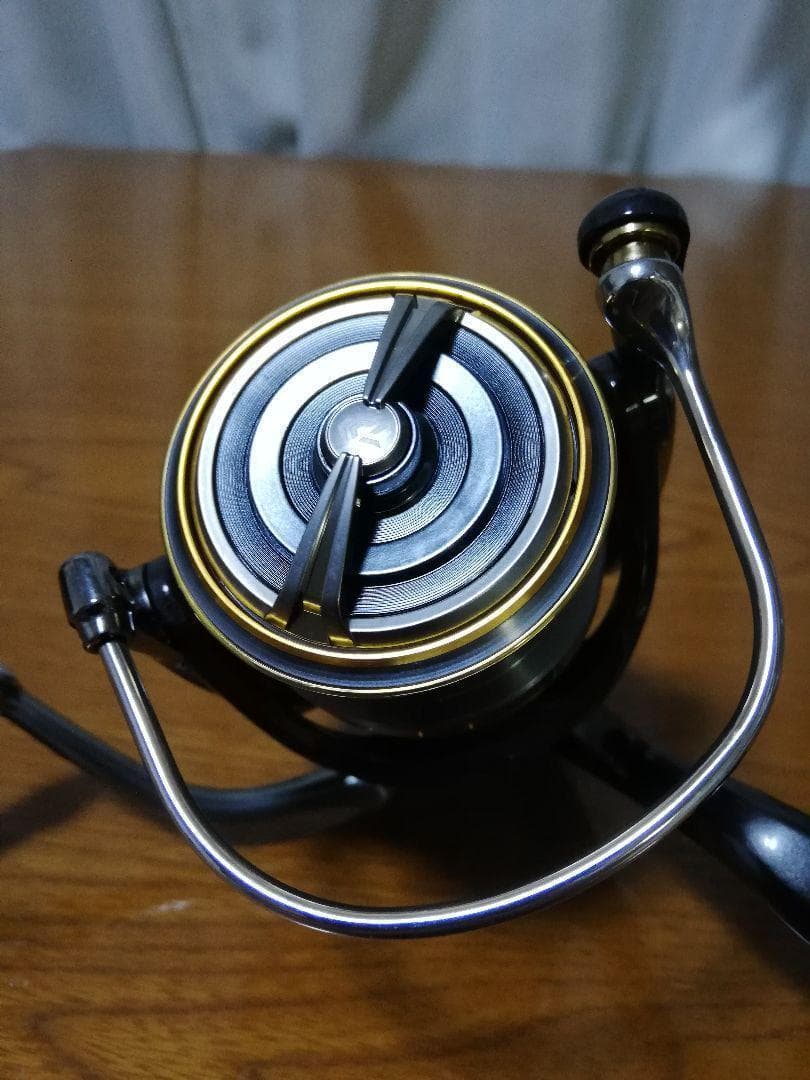 ルビアスエアリティ　LT4000-CXH　新品　未使用　ダイワ　シマノ