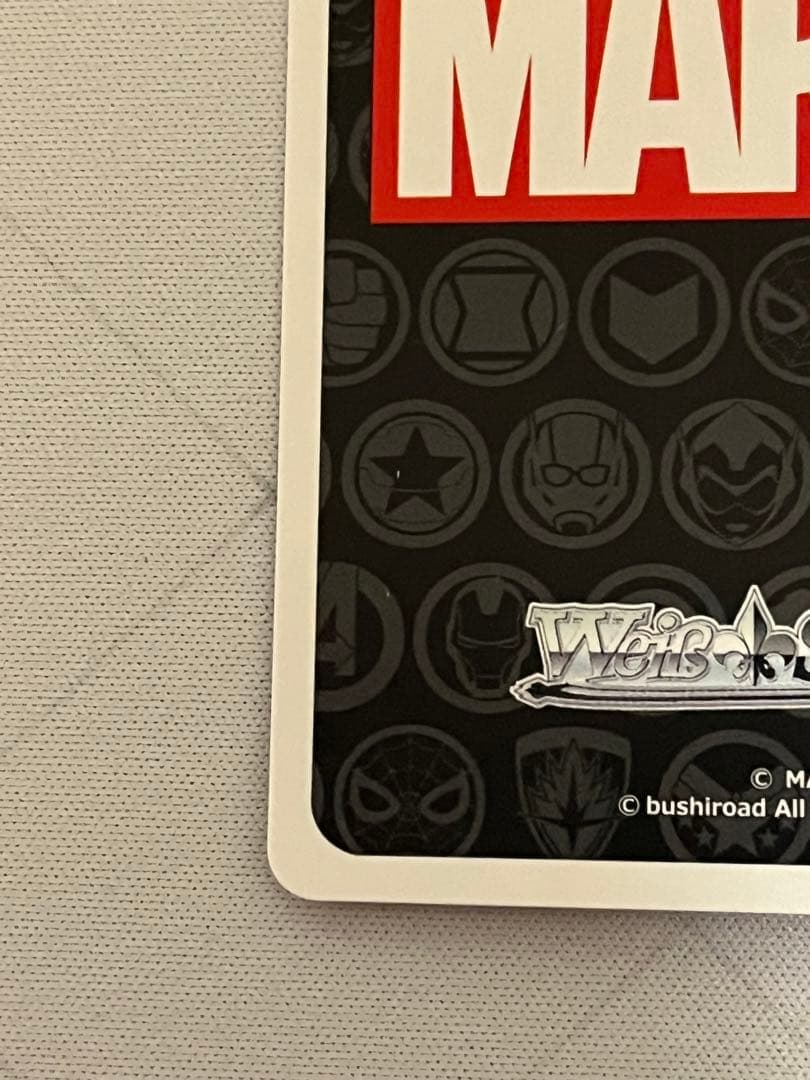 ws ヴァイスシュヴァルツ　セレブヒーローアイアンマン　avgr