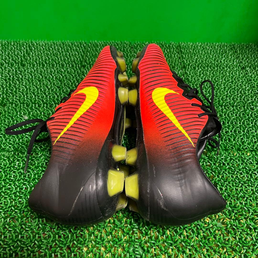 ナイキ サッカースパイク マーキュリアルヴェイパー 11 HG-V