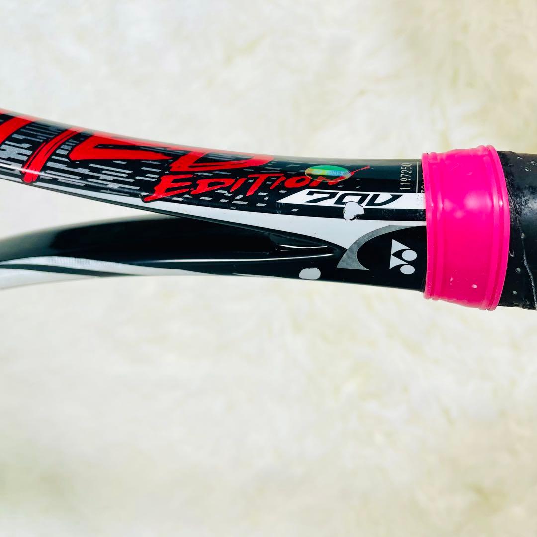 美品　YONEX NEXIGA 70V LIMITED EDISION