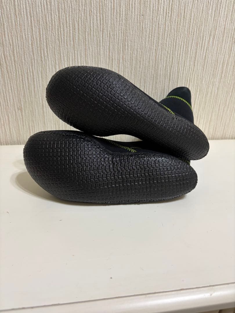 M*J様 サーフィン サーフブーツ MAGIC PRIME α 4.5mm ソッ