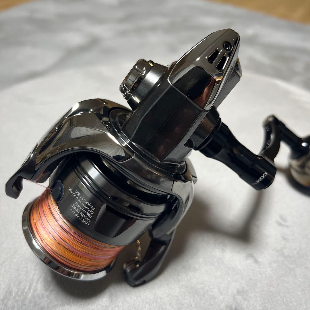 美品　未使用SHIMANO TWIN POWER 4000PG スピニングリール