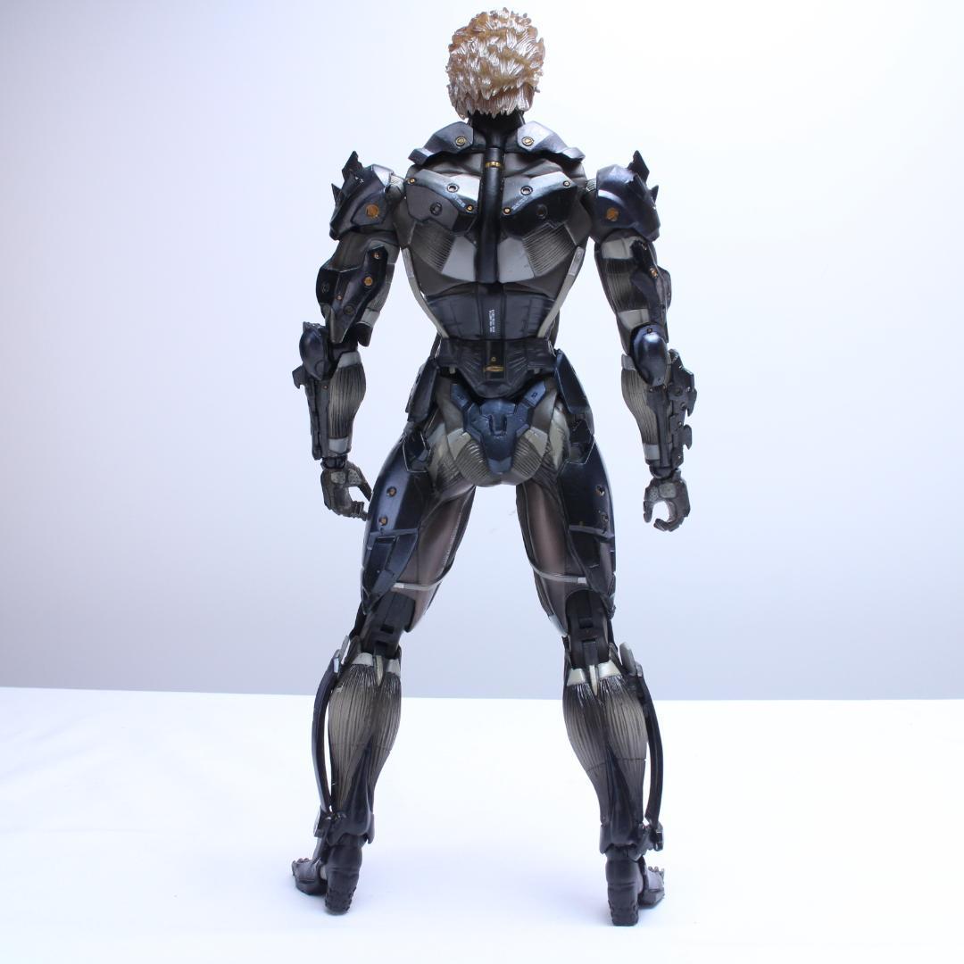 L GEAR RIGING プレイアーツ改 雷電