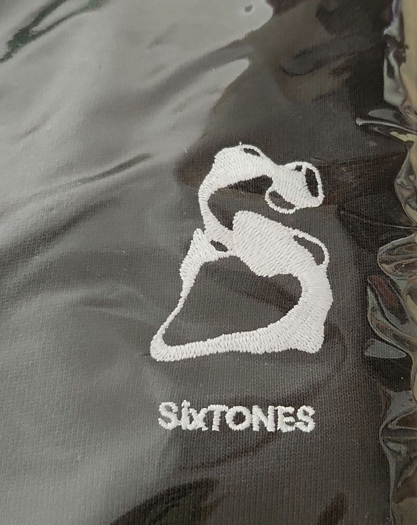 MILESixTONES　パーカー