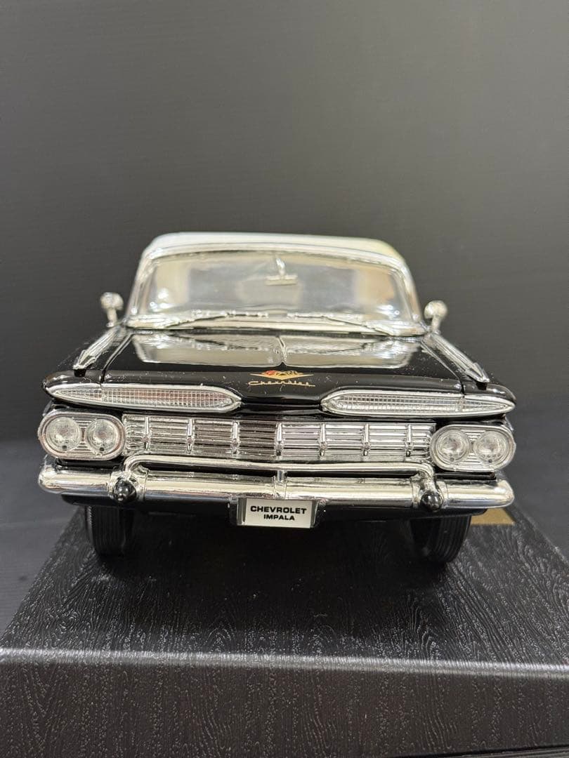 【1959年】シボレーインパラクーペ 【1/18】スケール