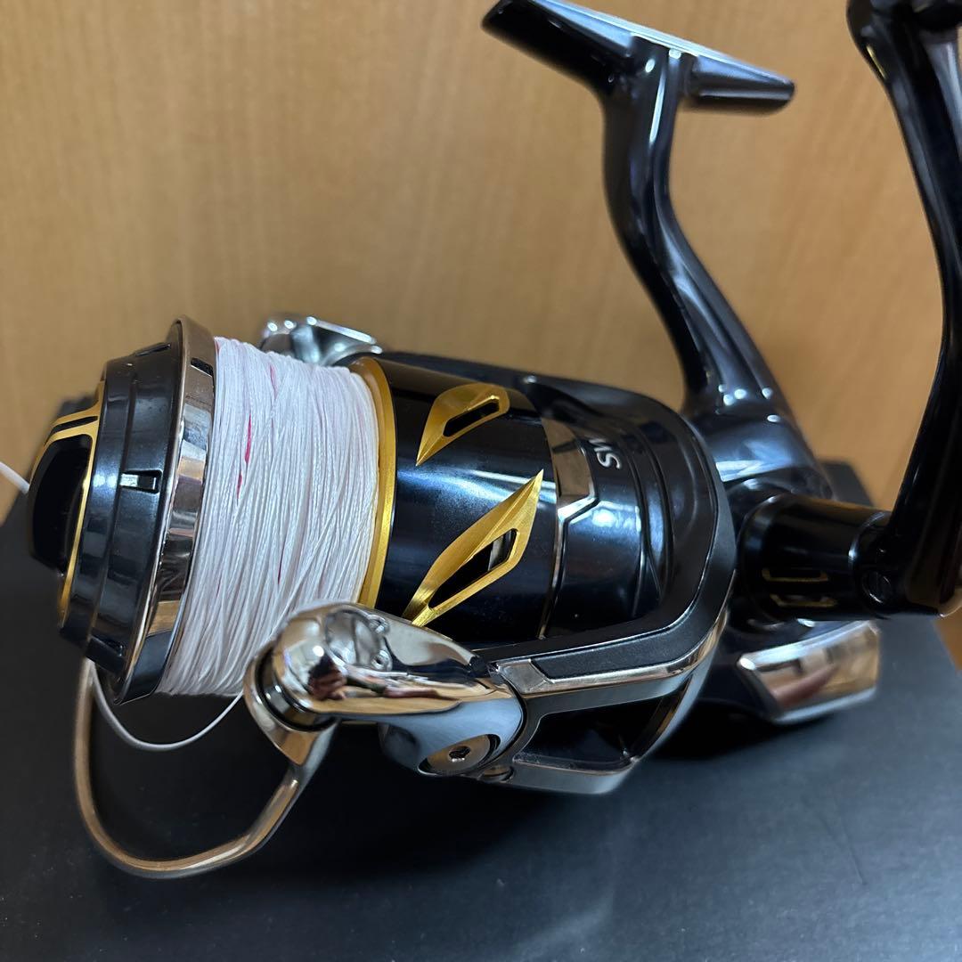 美品　19 STELLA SW 8000HG 左巻き限定