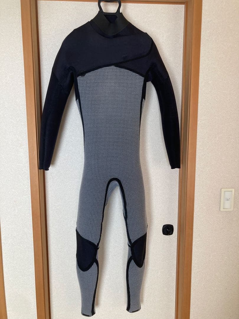 値下げ:ウェットスーツ セミドライ 4/3mm MTサイズ身長175〜180前後