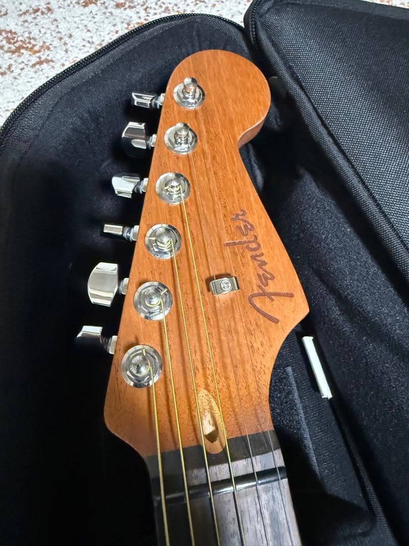 最終値下げ Fender USA アコスタソニック ダコタレッド ギグバッグ付き