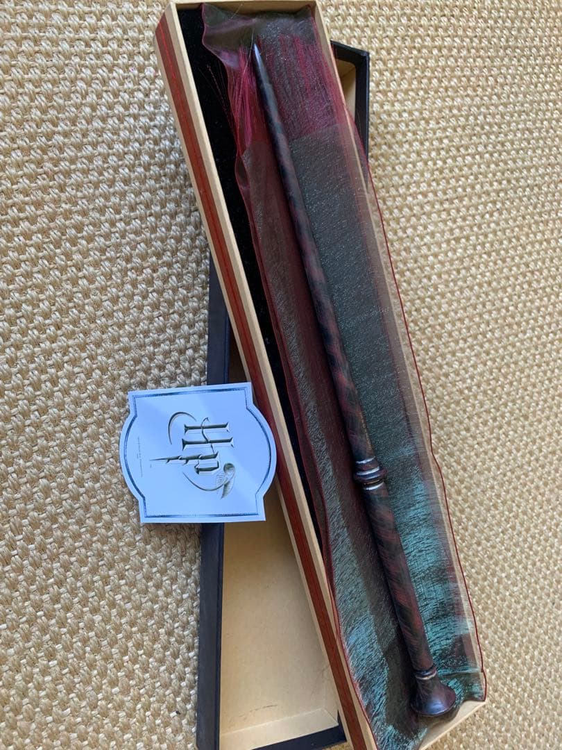 ハリーポッター 杖　 フェンリール・グレイバック レア　ノーブルコレクション