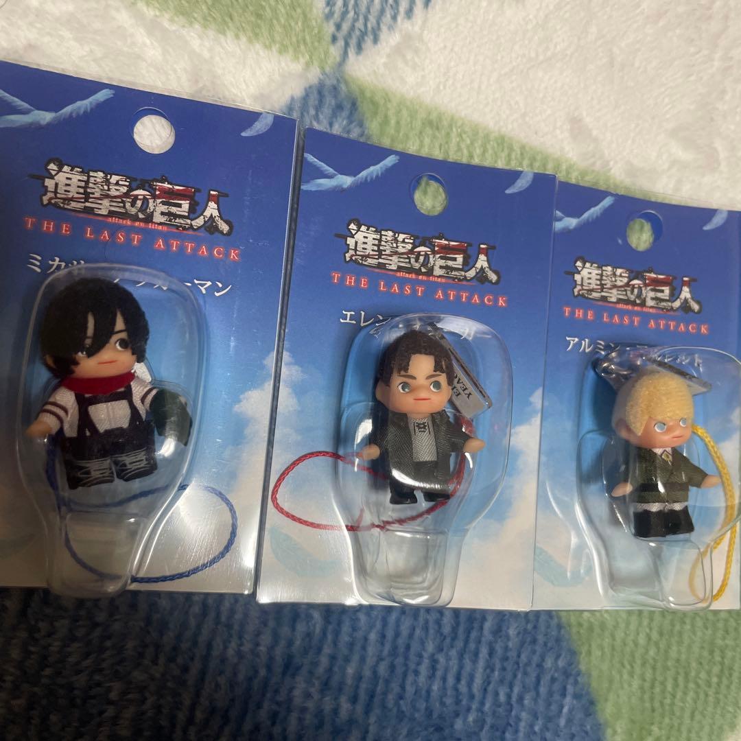 劇場版 進撃の巨人 コスチュームキューピー QP エレン　ミカサ　アルミン