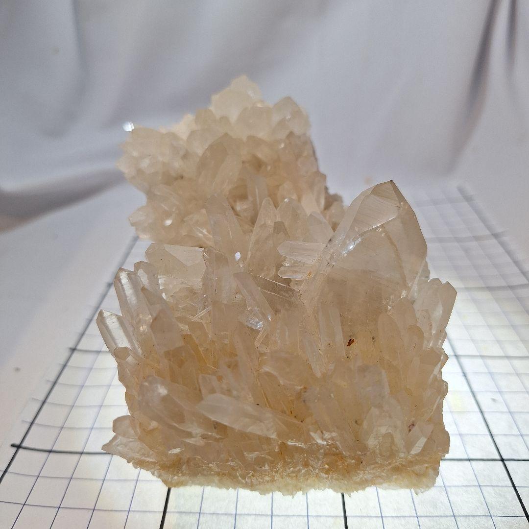 タビュラ－水晶クラスター