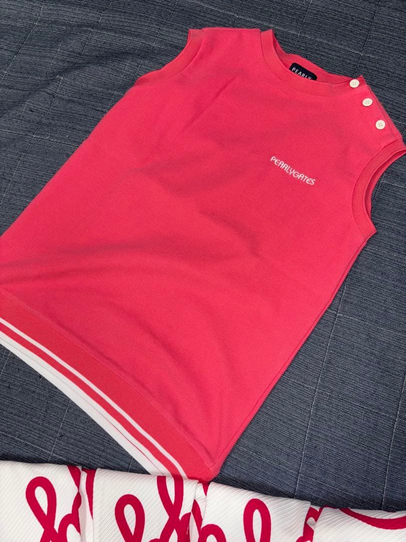 （美品）パーリーゲイツ 、筆記体ロゴグラフィック柄、セットアップ、サイズ0と00