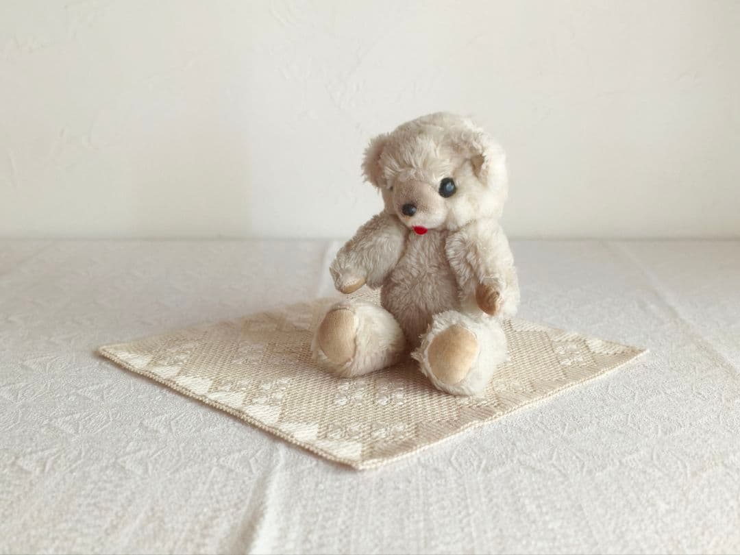 【komakiさま】vintage bear ❀ ベロのでた愛くるしいクマちゃん