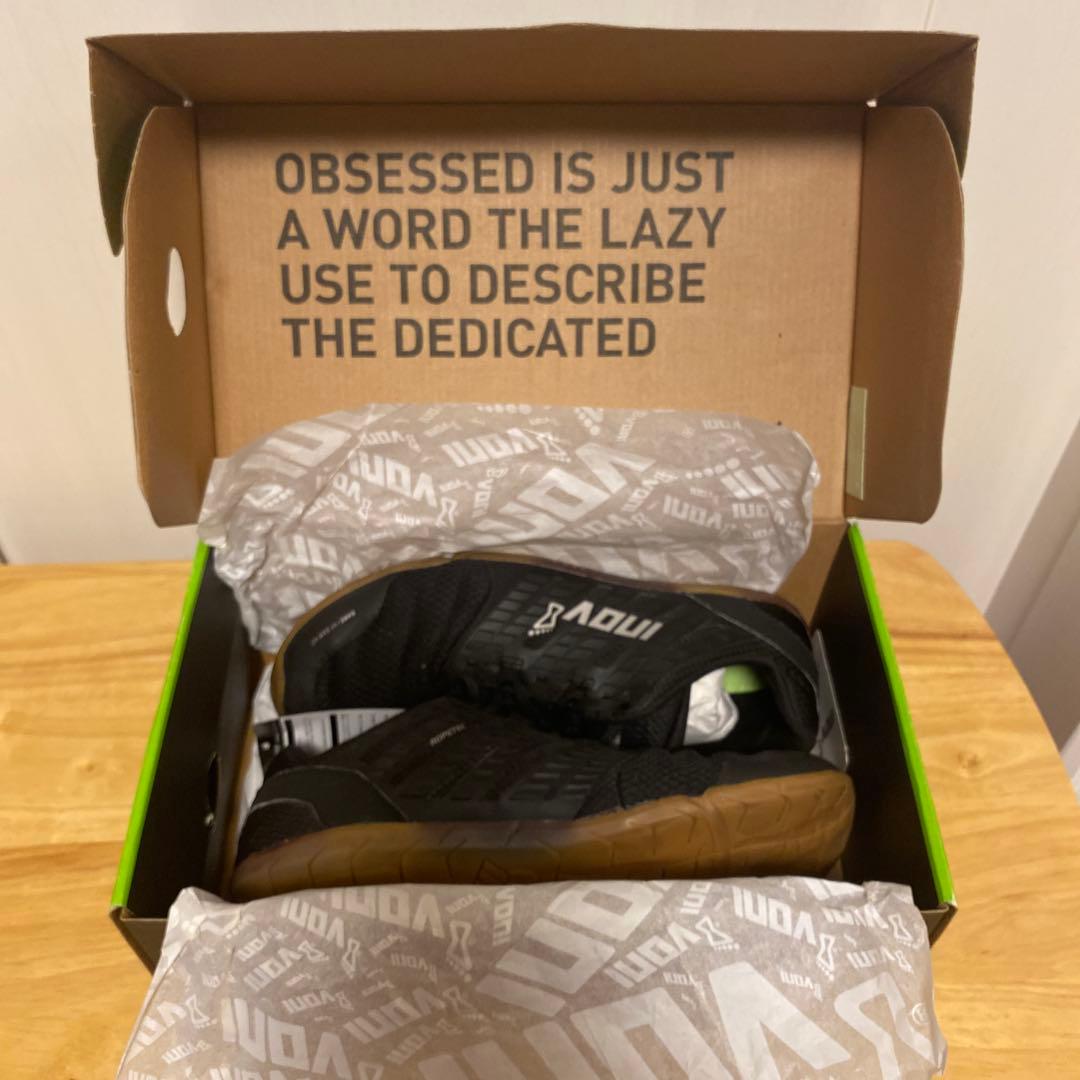 INOV-8 BARE-XF 210 V2 （28cm）