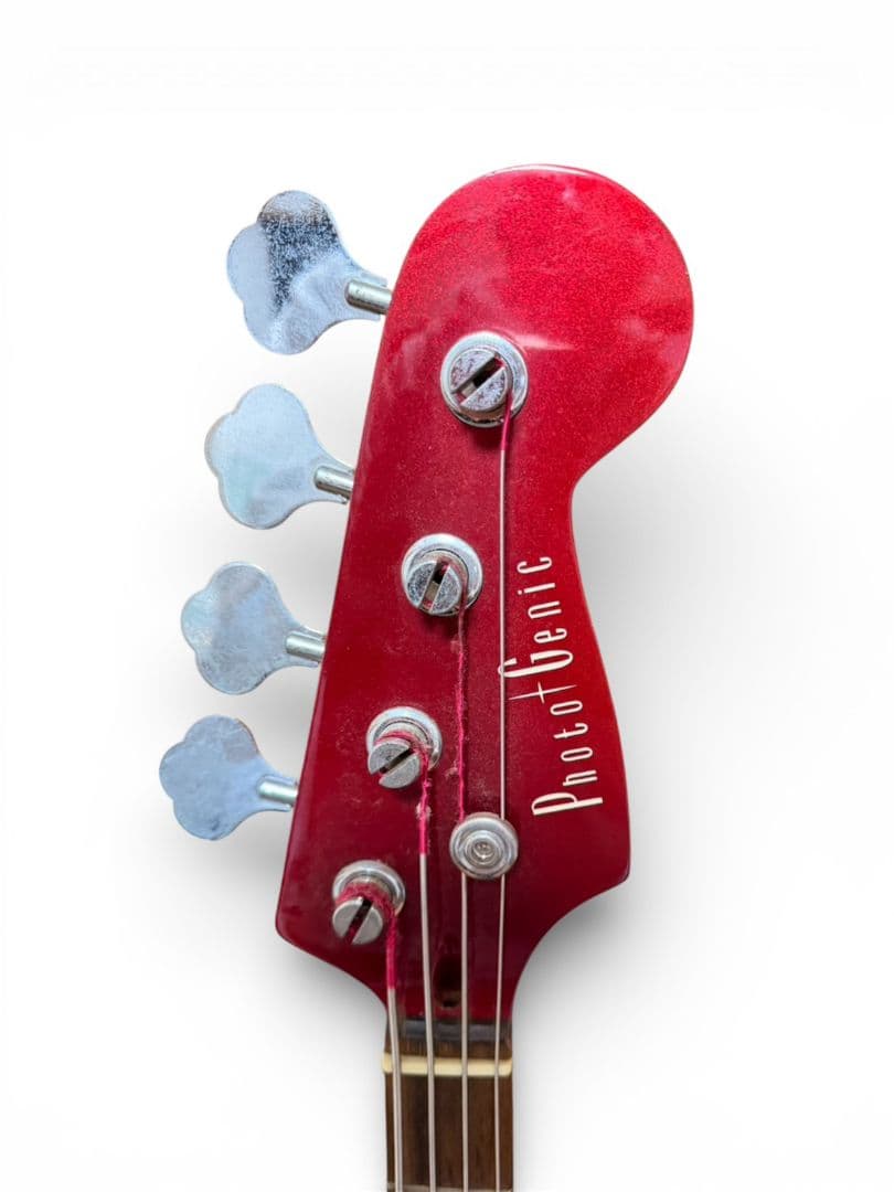 赤いエレキベース 34インチ ストラップ付