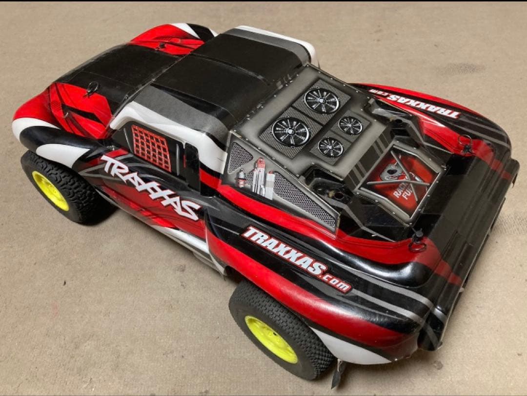 【シャーシ】京商 1/10 アルティマS/C6 【ボディ】トラクサス スラッシュ