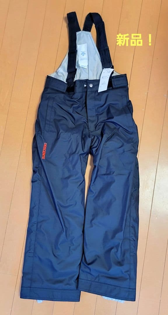 美品！！Move Sport スキーウェア上下セット 130cm子ども用 赤黒