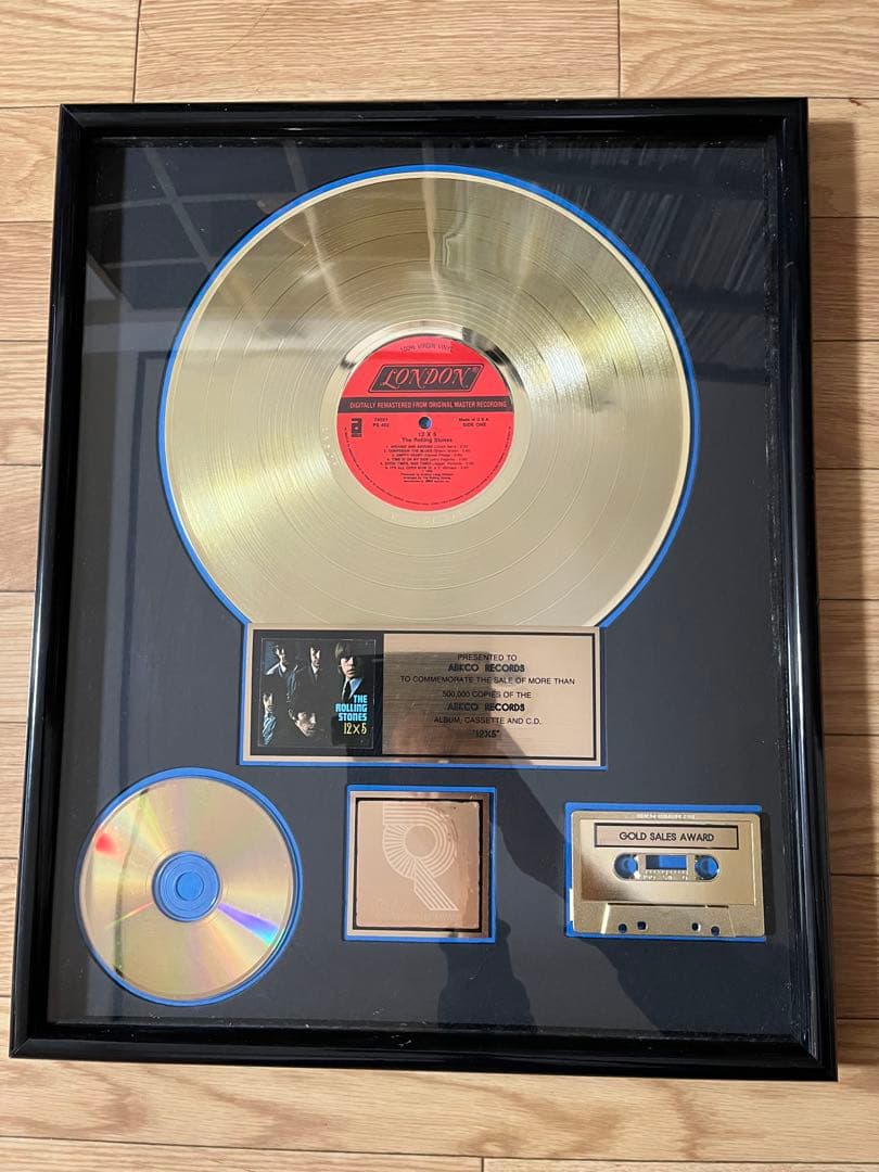 貴重 ローリングストーンズ ゴールドディスク 額装 レコードCD カセットテープ