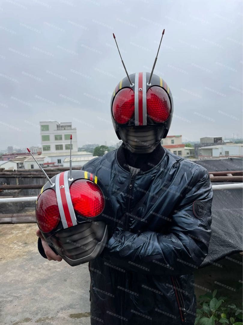 【美品】【未使用】マスク　アトラク　コスプレ　仮面ライダー 1/1プロップ