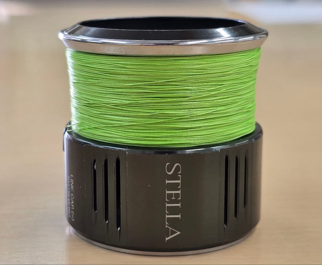 シマノ 22ステラ C5000XG 純正スプール ①