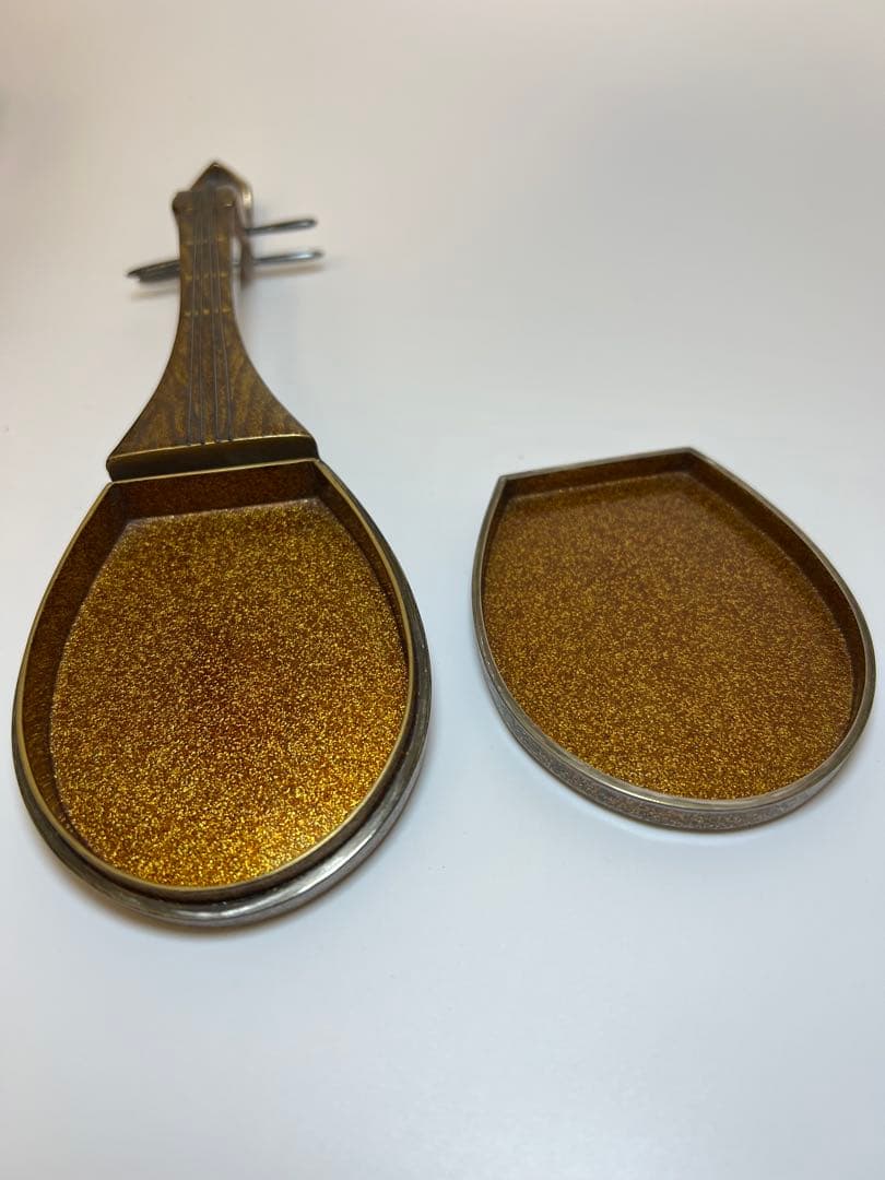 香道具 超絶技巧の時代漆芸　明治時代 本金蒔絵琵琶形香合 時代箱 香道具　金蒔絵