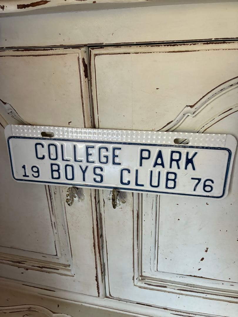 アンティーク　メタル　サイン　プレート　看板　BOYS CLUB アメリカ