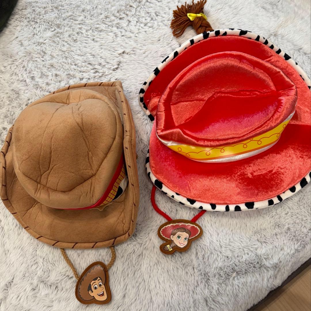 ディズニー ウッディとジェシーの帽子セット