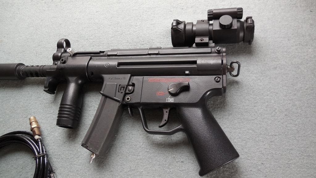 マルゼン　MP5 K　ガスブローバック　マガジン外部ソース用　動作品