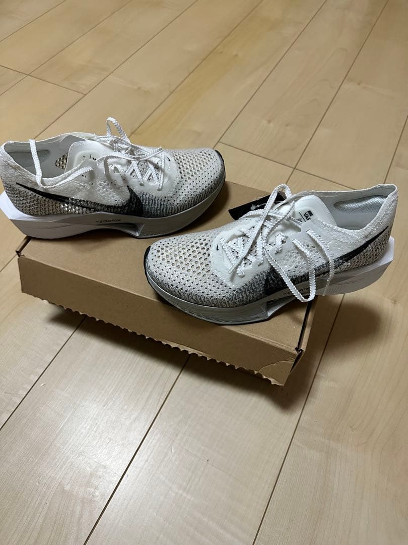 Nike ZoomX ヴェイパーフライ%3ホワイト/グレー サイズ24.5