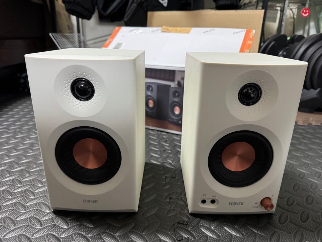EDIFIER MR3 スタジオモニタースピーカー　ホワイト