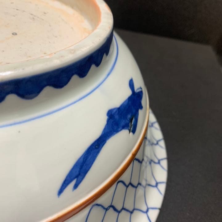 古伊万里網目文染付鉢　鯉　皿