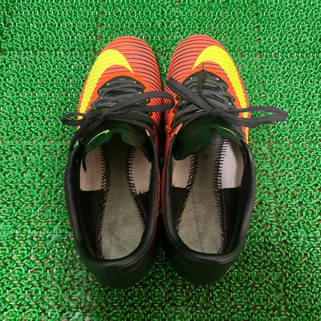 ナイキ サッカースパイク マーキュリアルヴェイパー11FGエリート