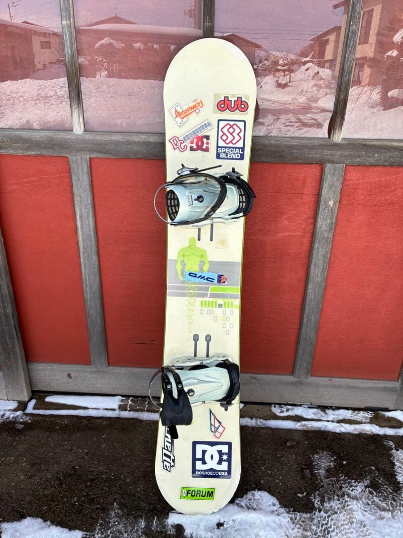 150cm スノーボード Forumモデル バインディング付き