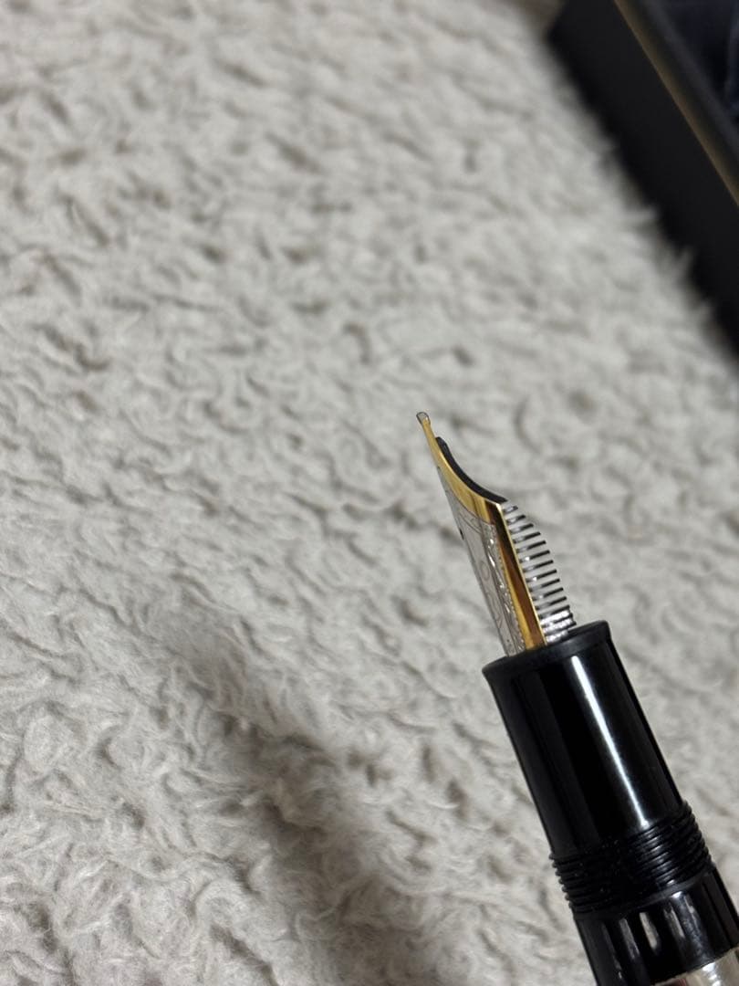 MONTBLANC 万年筆 マイスターシュテュック ソリテール カーボン　希少