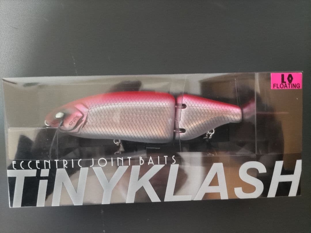 DRT タイニークラッシュ Low #BIGBASS RED