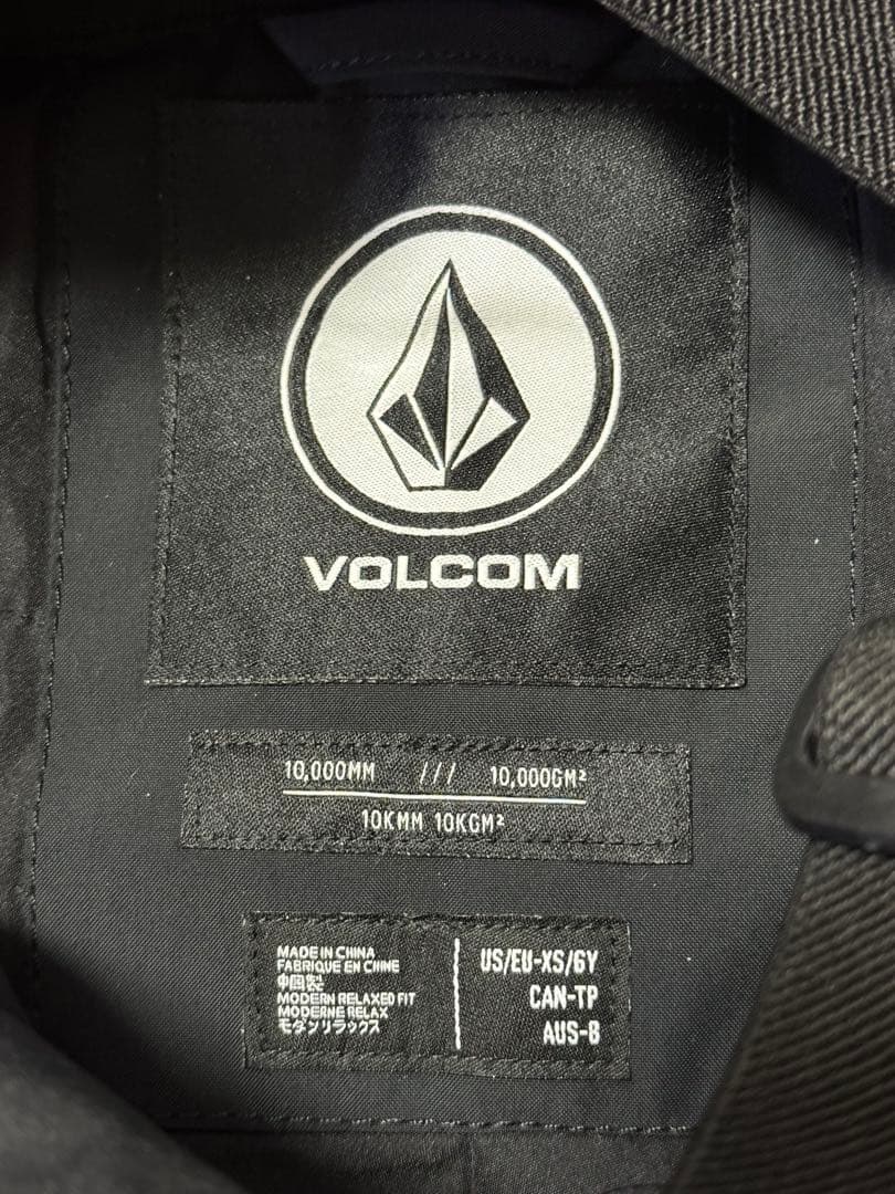 VOLCOM 子供用 ビブパンツ　6y