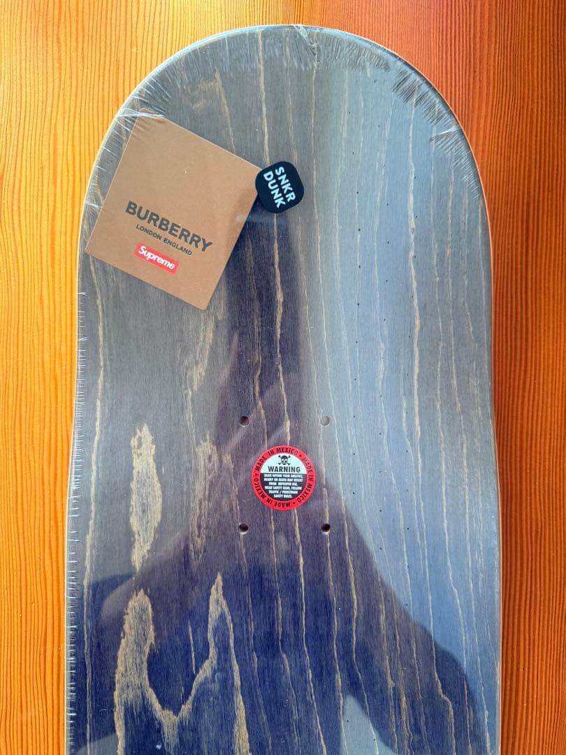 シュプリーム×バーバリー Supreme チェック柄デッキ スケボー 新品未使用