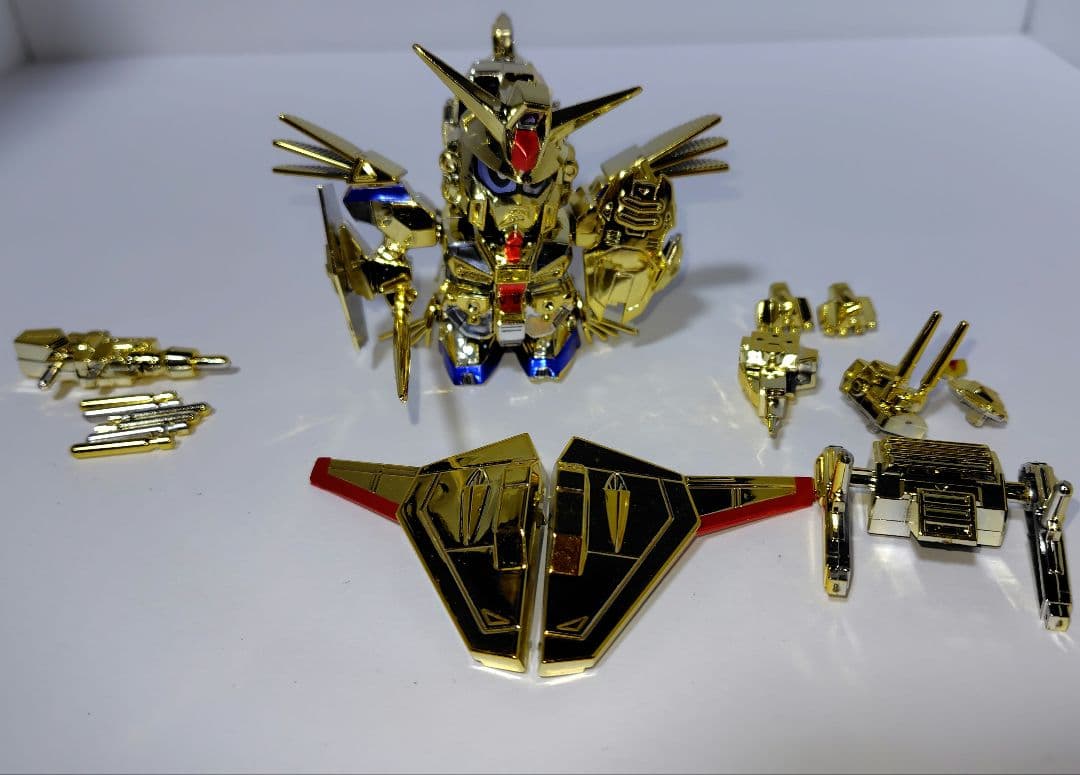 ≪組立済≫BB戦士 限定版 ガンダムF90 P/V-TYPE 黄金の英雄