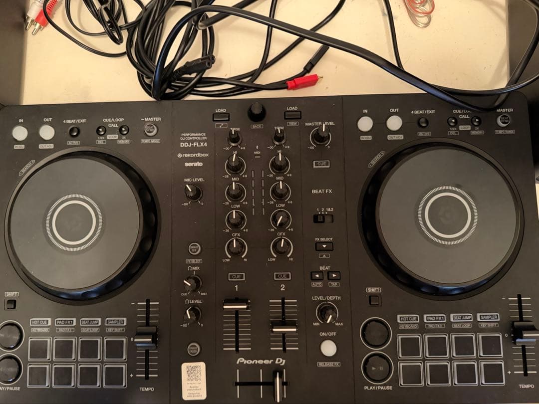 Pioneer DJ DDJ-FLX4 ヘッドフォン・スピーカー付き