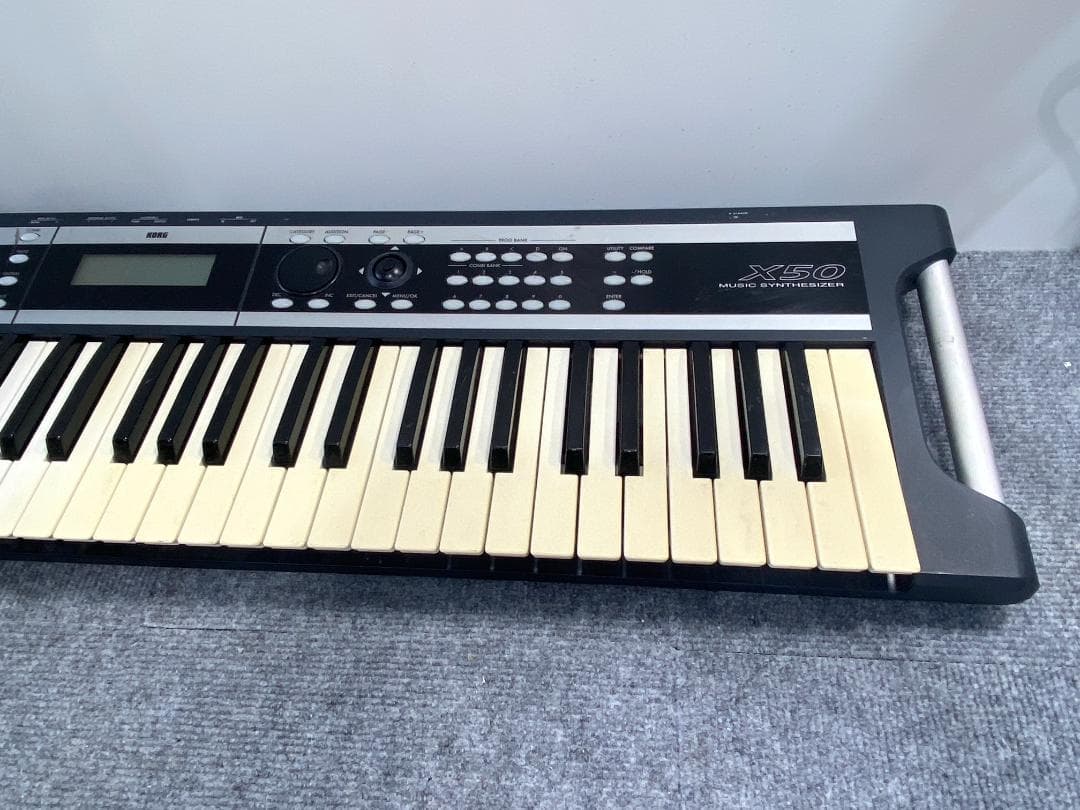 KORG X50 シンセサイザー　キーボード