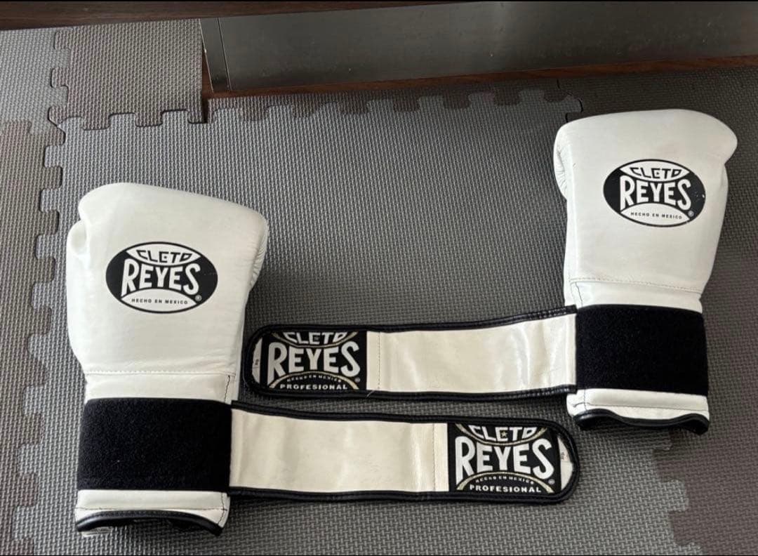 CLETO REYES プロフェッショナル ボクシンググローブ ホワイト