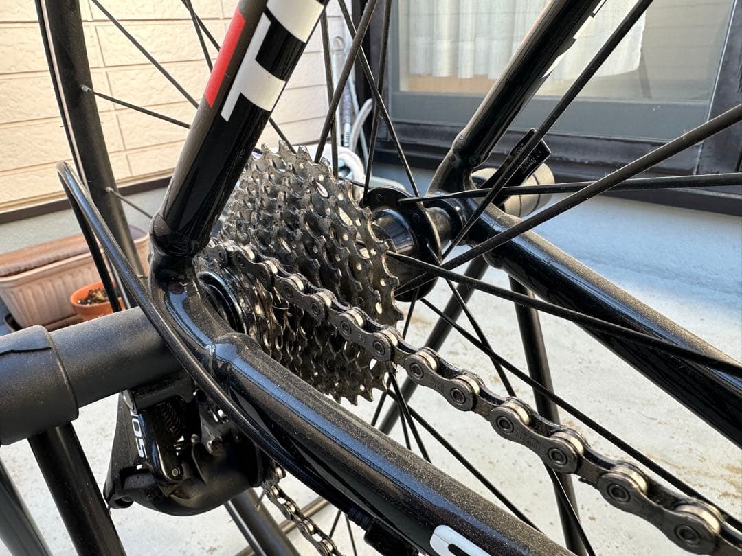 【直接お渡し】TREK MADONE 2.1