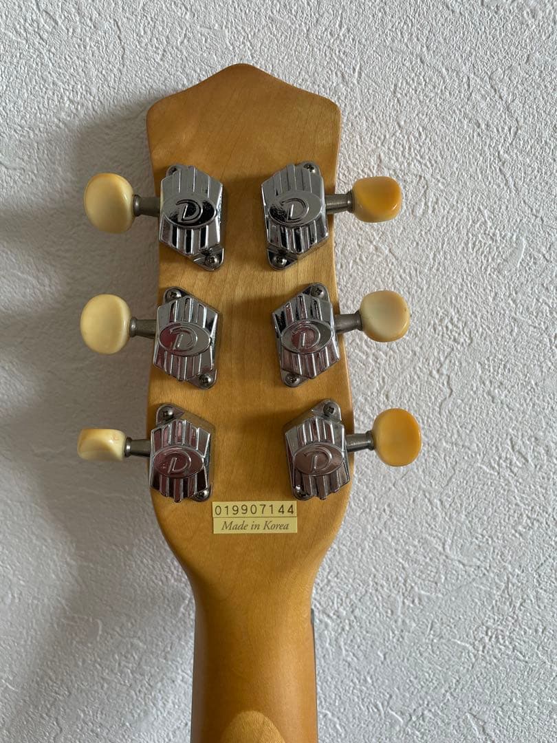 ギター Danelectro U1